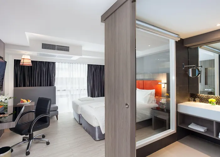 Отель Grand 5 & Plaza Sukhumvit 4*