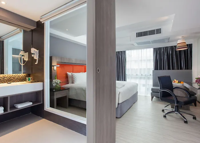 Grand 5 & Plaza Sukhumvit Бангкок