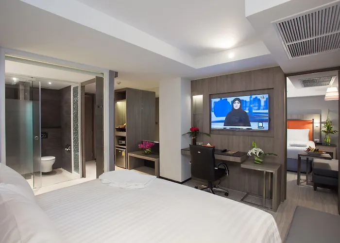 Grand 5 & Plaza Sukhumvit Бангкок