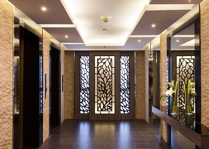 Grand 5 & Plaza Sukhumvit Отель