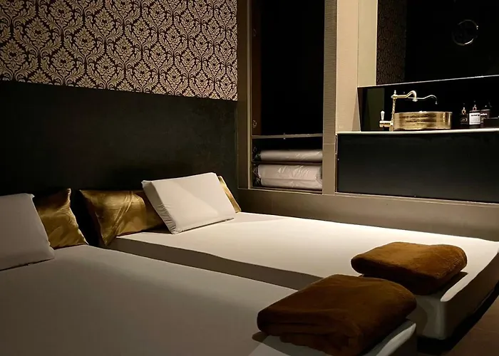 Отель Grand 5 & Plaza Sukhumvit 4*