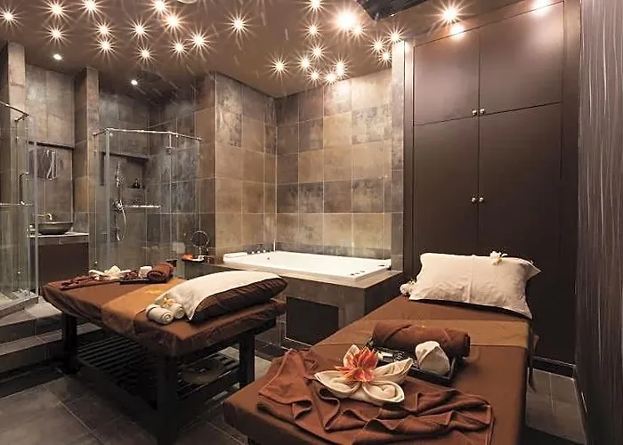 Grand 5 & Plaza Sukhumvit ホテル