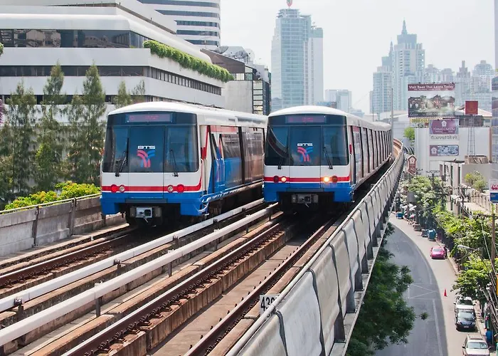 Отель Grand 5 & Plaza Sukhumvit
