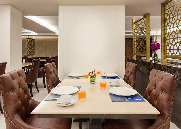 Отель Grand 5 & Plaza Sukhumvit