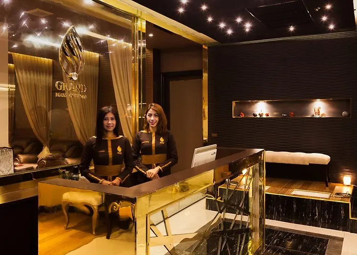 Отель Grand 5 & Plaza Sukhumvit Бангкок