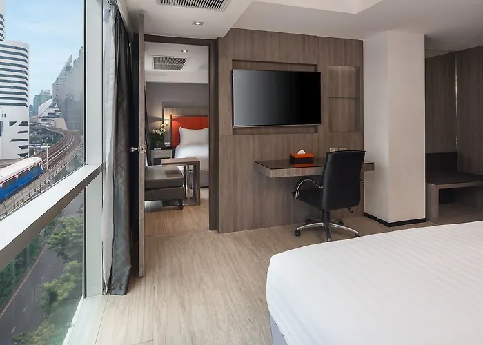 Отель Grand 5 & Plaza Sukhumvit 4*