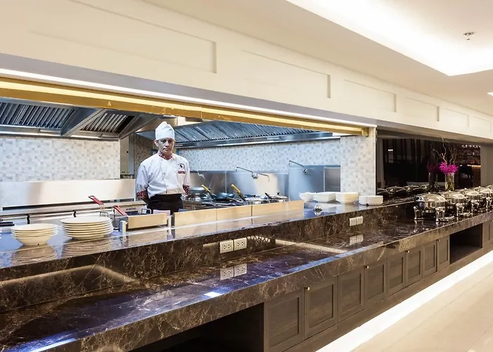Отель Grand 5 & Plaza Sukhumvit 4*